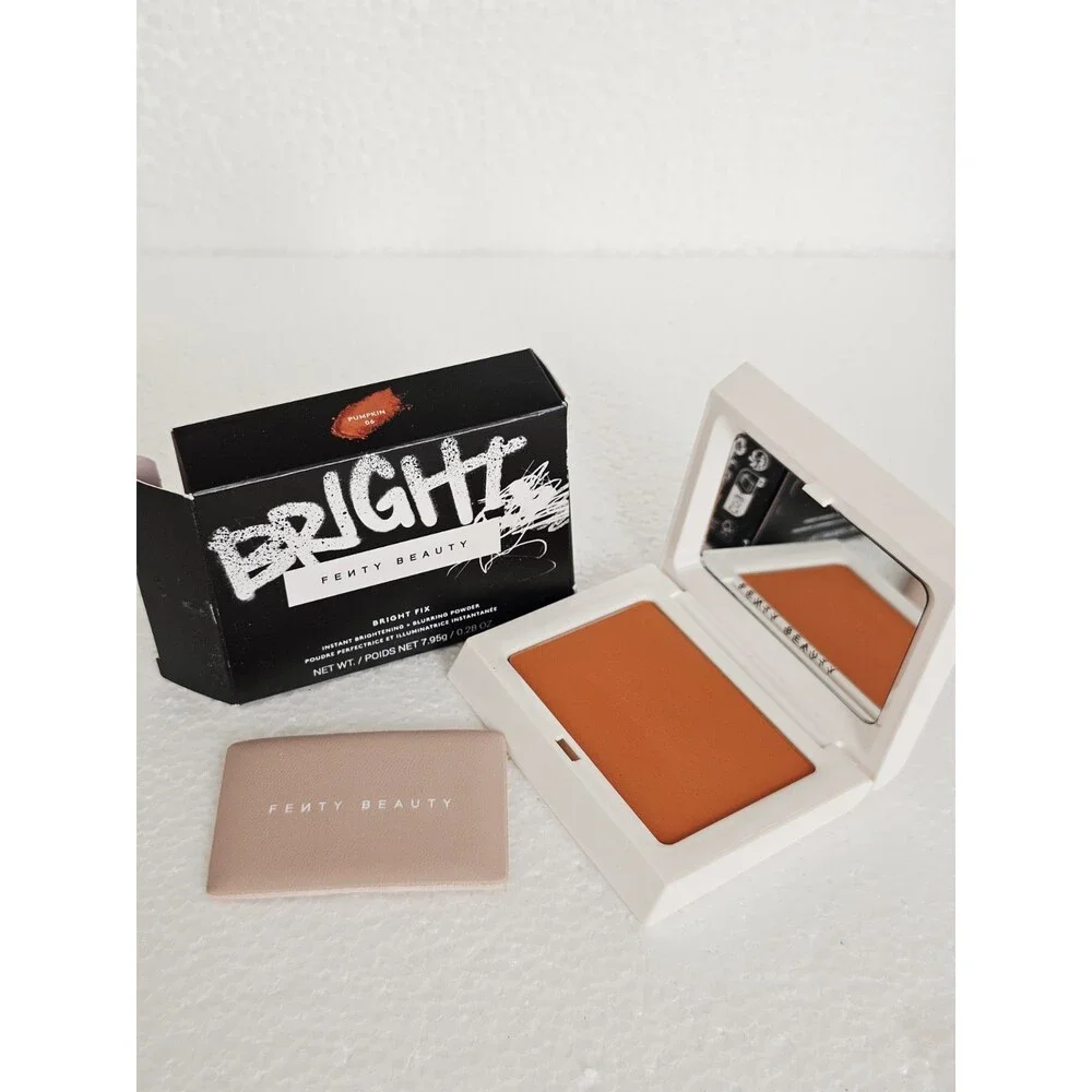 Fenty Beauty Bright Fix Instant Brightening + Blurring Powder shade 06